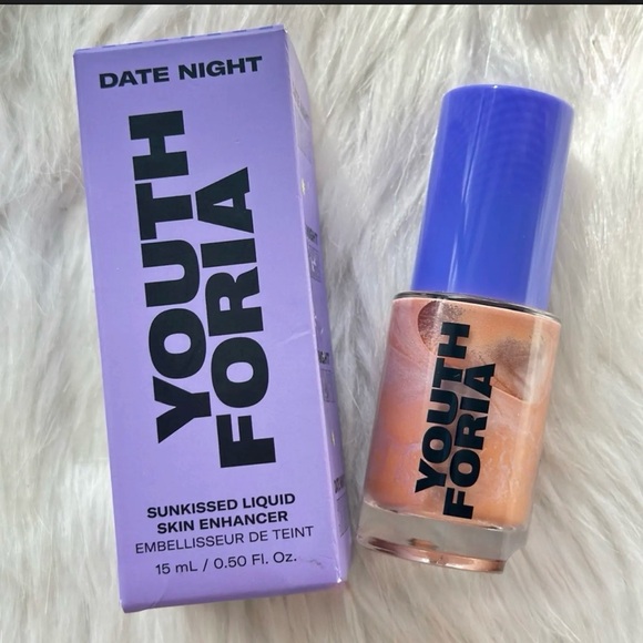 (2) Youthforia in RADIANT Sun-kissed Skin Enhancer Liquid highlighter - Picture 2 of 4